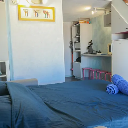 Mezzanino By Pom, Pkg, Mezzanine * Agde