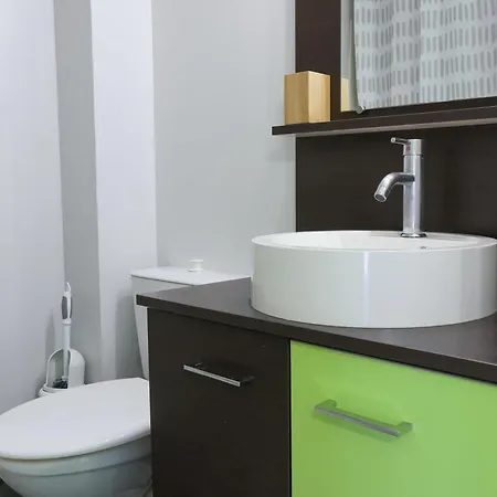 Mezzanino By Pom, Pkg, Mezzanine Apartment *