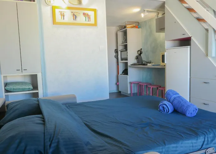 Mezzanino By Pom, Pkg, Mezzanine * Agde